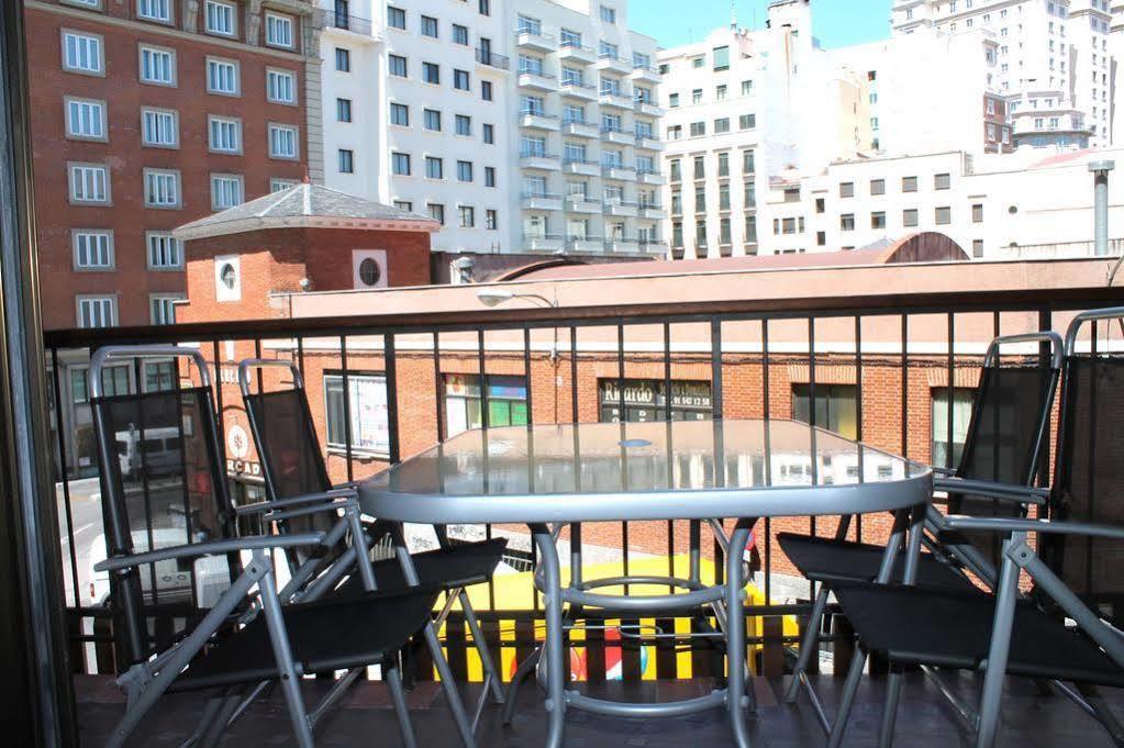 Apartamentos Rialto Madrid Dış mekan fotoğraf