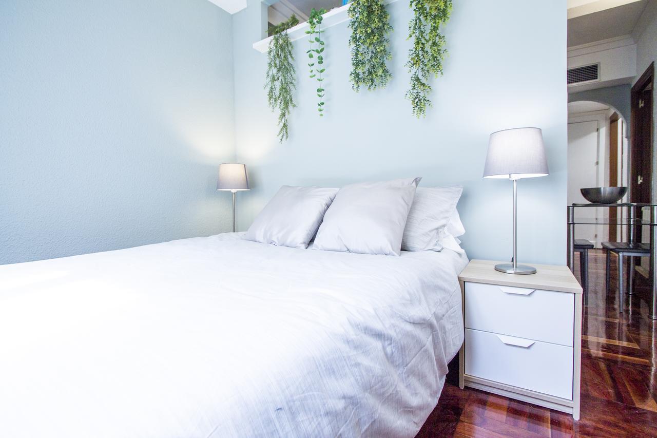 Apartamentos Rialto Madrid Dış mekan fotoğraf